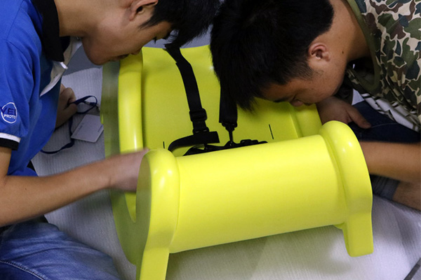 北京手板公司婴儿椅手板