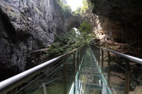 玻璃栈道