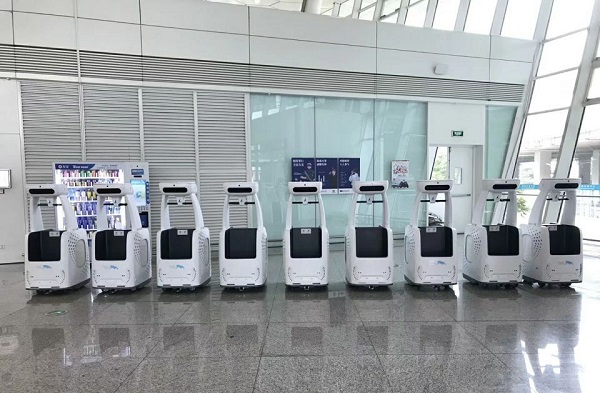 提行李机器人手板加工